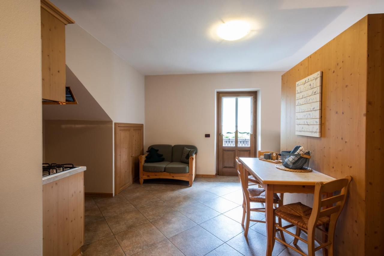 Marangon Apartments Sùtrio Kültér fotó