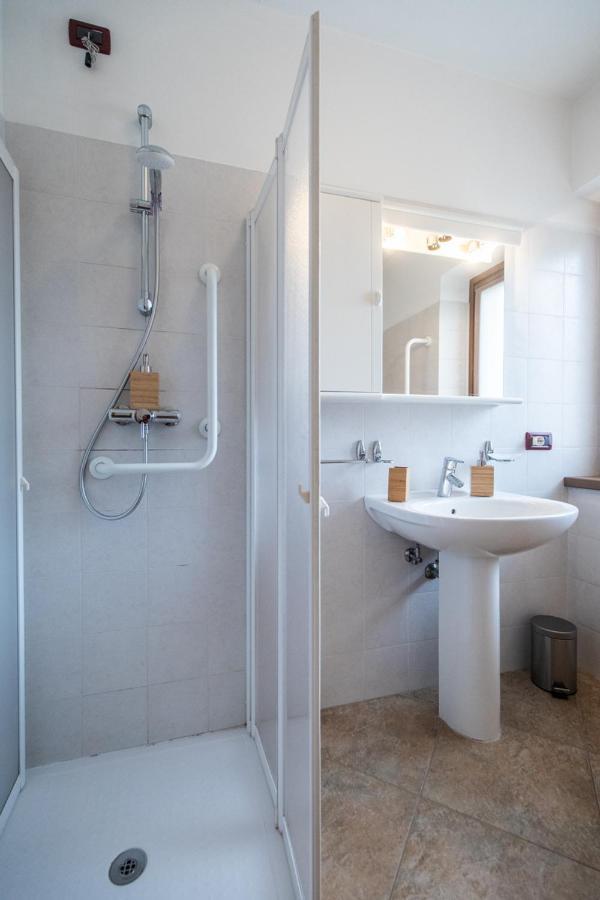 Marangon Apartments Sùtrio Kültér fotó